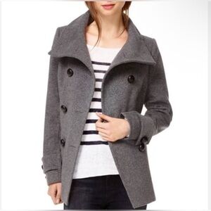 Aritzia Babaton Howell Double Breasted Peacoat